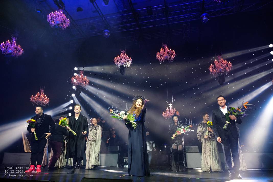 Sarah Brightman vystoupila v rámci vánočního turné s Gregorian v pražské Tipsport aréně