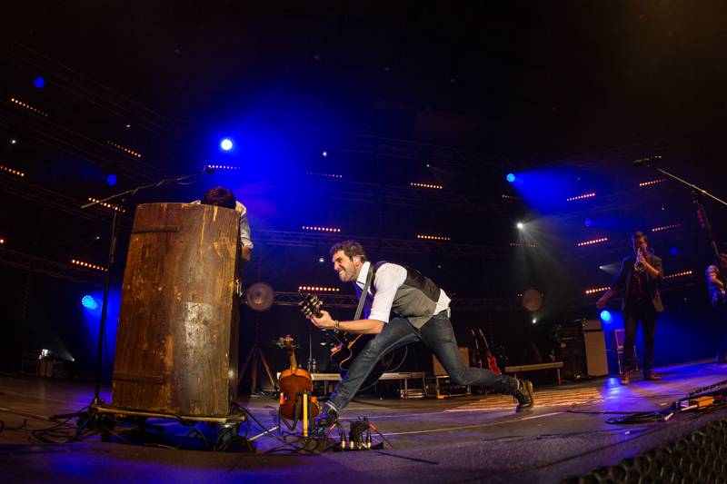 Jelen,  Kateřina Marie Tichá a Debbi, to je záruka zábavy a skvělé hudby. Potvrdilo se to ve Foru Karlín