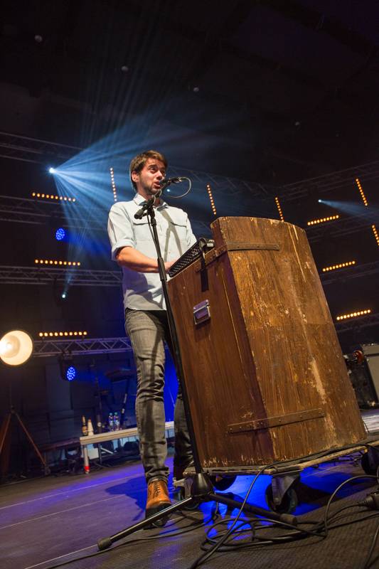 Jelen,  Kateřina Marie Tichá a Debbi, to je záruka zábavy a skvělé hudby. Potvrdilo se to ve Foru Karlín