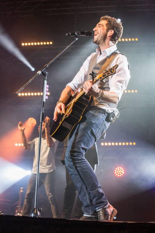 Jelen,  Kateřina Marie Tichá a Debbi, to je záruka zábavy a skvělé hudby. Potvrdilo se to ve Foru Karlín