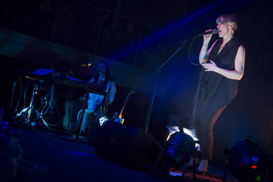 Iva Bittová, Lenka Dusilová a Monika Načeva: Unikátní spojení tří předních českých zpěvaček rozněžnilo Brno