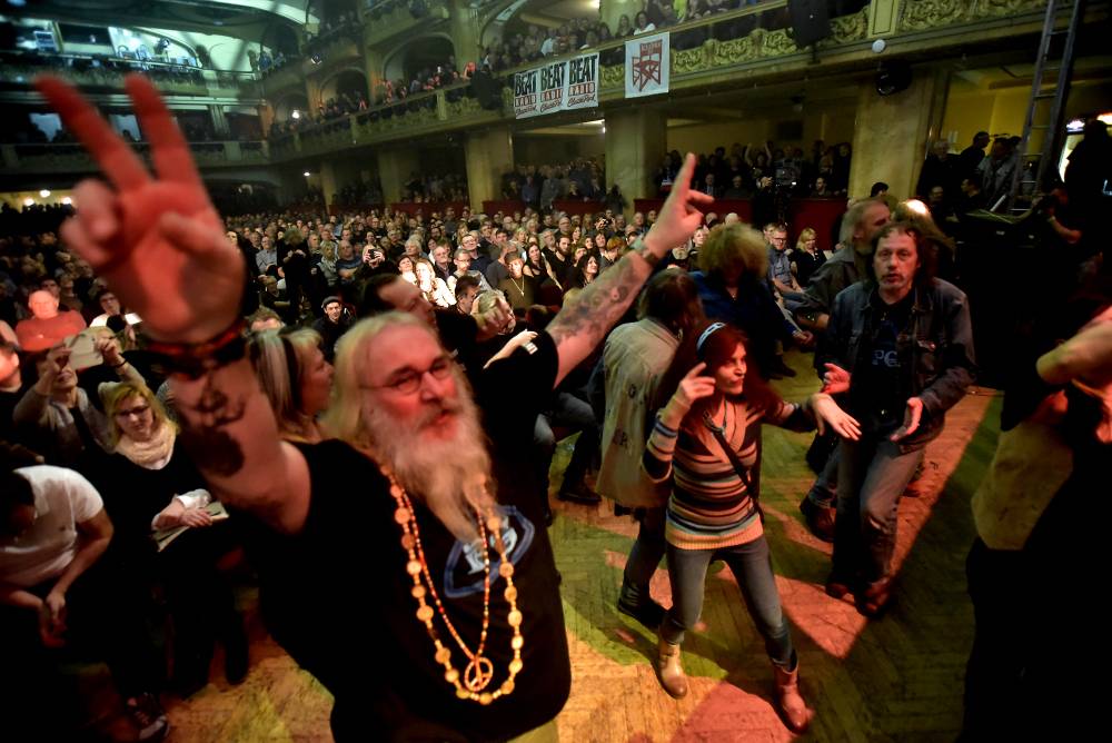 Na Československém beat-festivalu v Lucerně vypískali Václava Klause