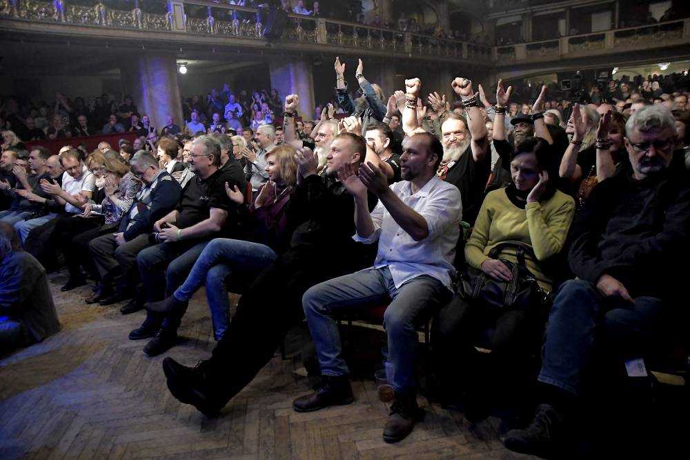 Na Československém beat-festivalu v Lucerně vypískali Václava Klause