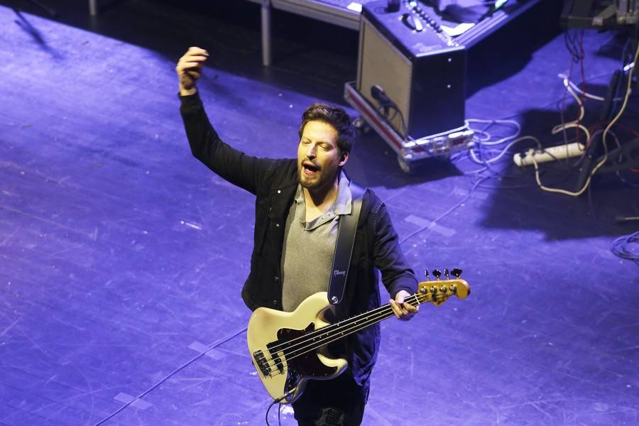 Chinaski na posledním koncertu ve staré sestavě rozdali brněnské onkologii milion. Zazpívala také Ewa Farna