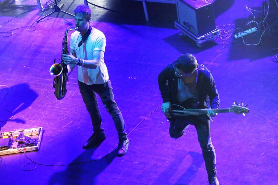 Chinaski na posledním koncertu ve staré sestavě rozdali brněnské onkologii milion. Zazpívala také Ewa Farna