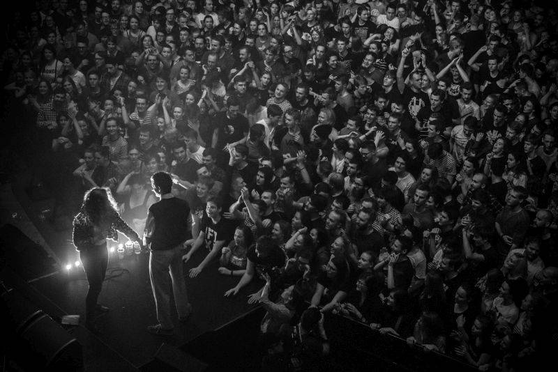 Vypsaná Fixa dobyla velkou Lucernu, fanoušky potěšila i čtením