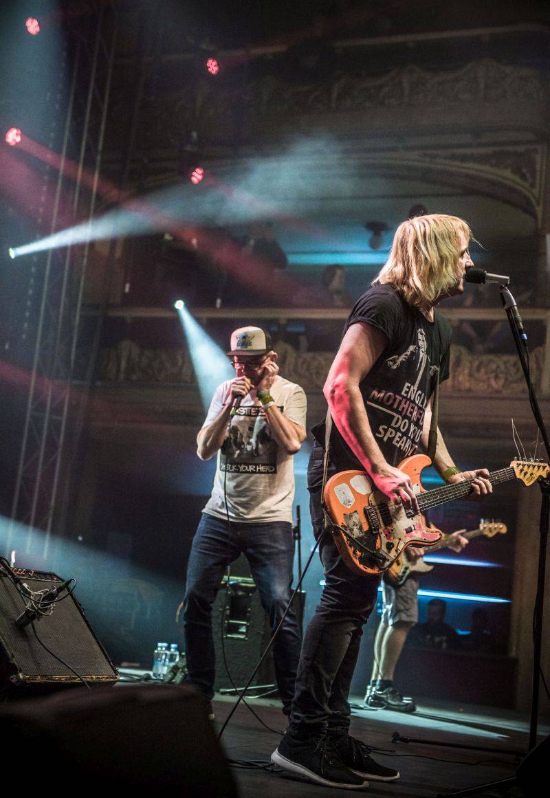 Vypsaná Fixa dobyla velkou Lucernu, fanoušky potěšila i čtením