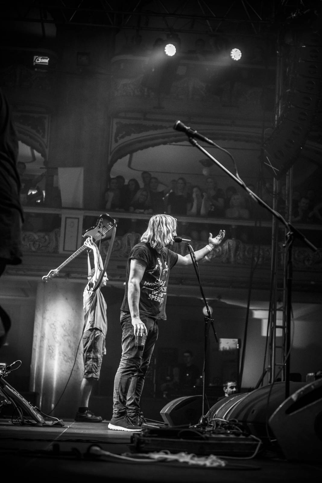 Vypsaná Fixa dobyla velkou Lucernu, fanoušky potěšila i čtením