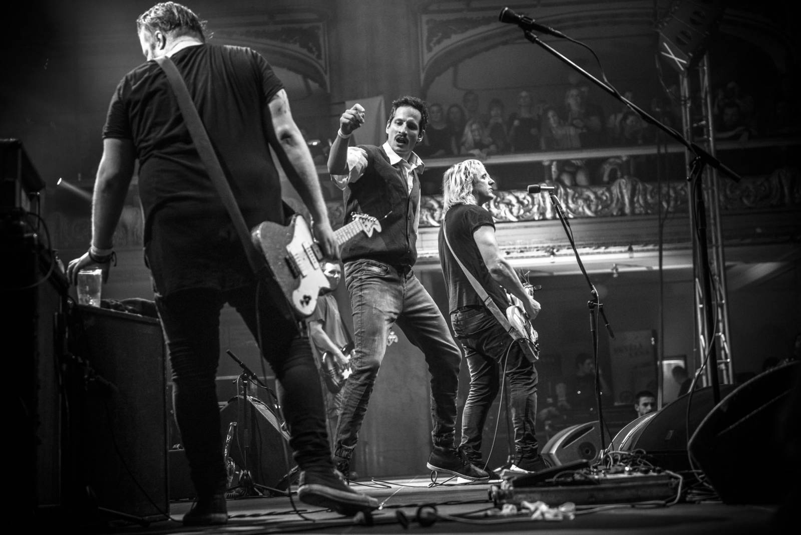 Vypsaná Fixa dobyla velkou Lucernu, fanoušky potěšila i čtením