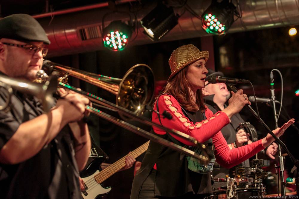 Sto zvířat to v rámci Elephant tour rozjeli v Jazz Docku. V únoru se tam vrátí