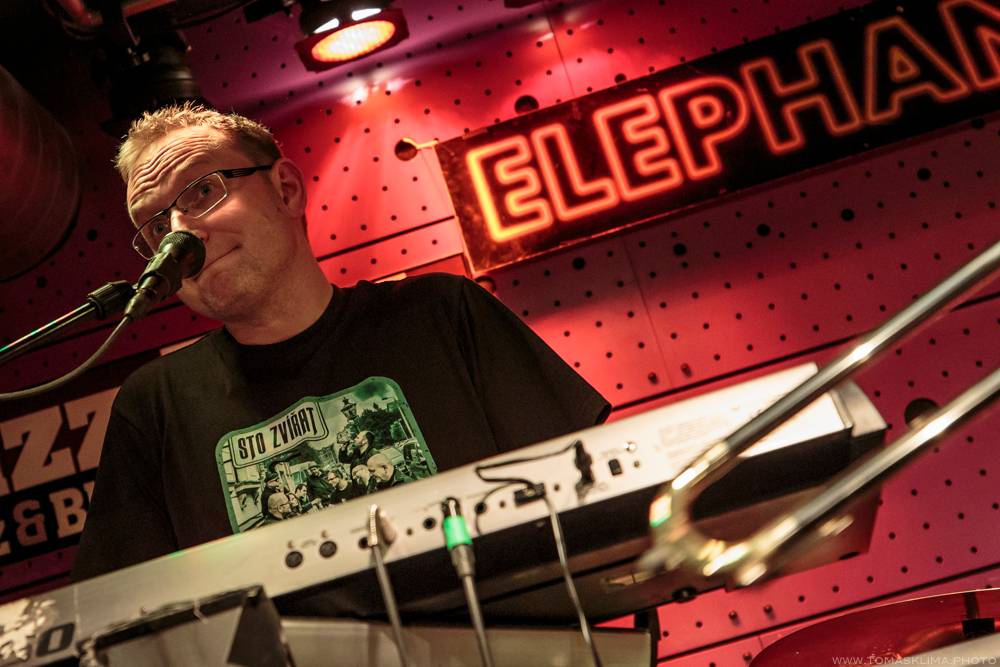 Sto zvířat to v rámci Elephant tour rozjeli v Jazz Docku. V únoru se tam vrátí