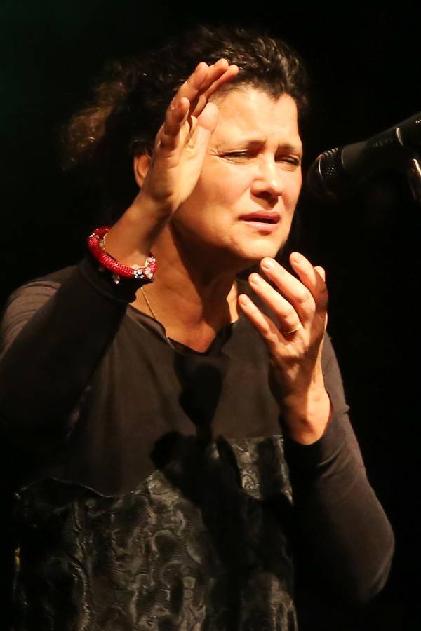 Iva Bittová řádila v Hodoníně, doprovodili ji Čikori