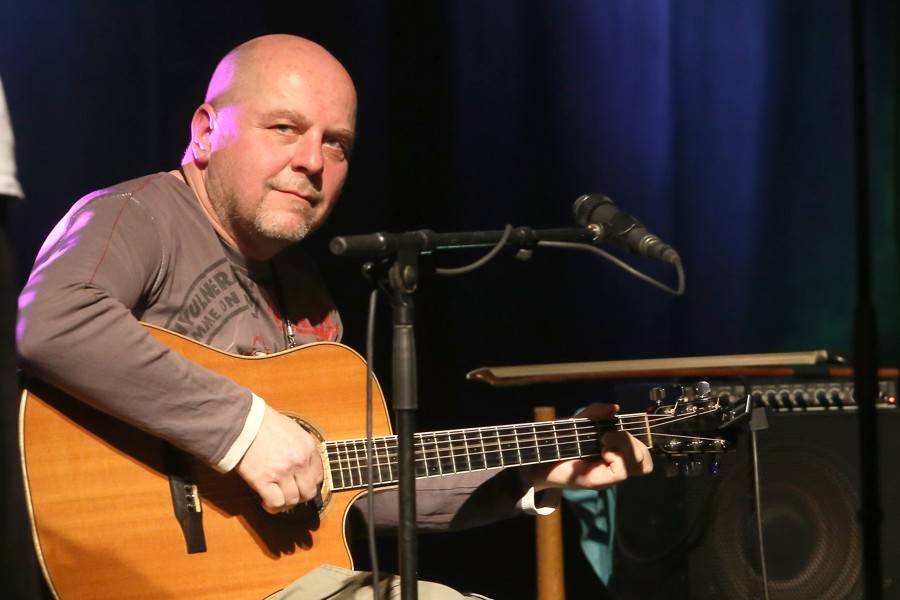 Iva Bittová řádila v Hodoníně, doprovodili ji Čikori