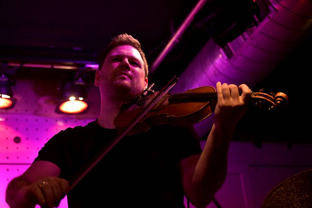 Páteční večer v Jazz Docku patřil skupině Yo Soy Indigo