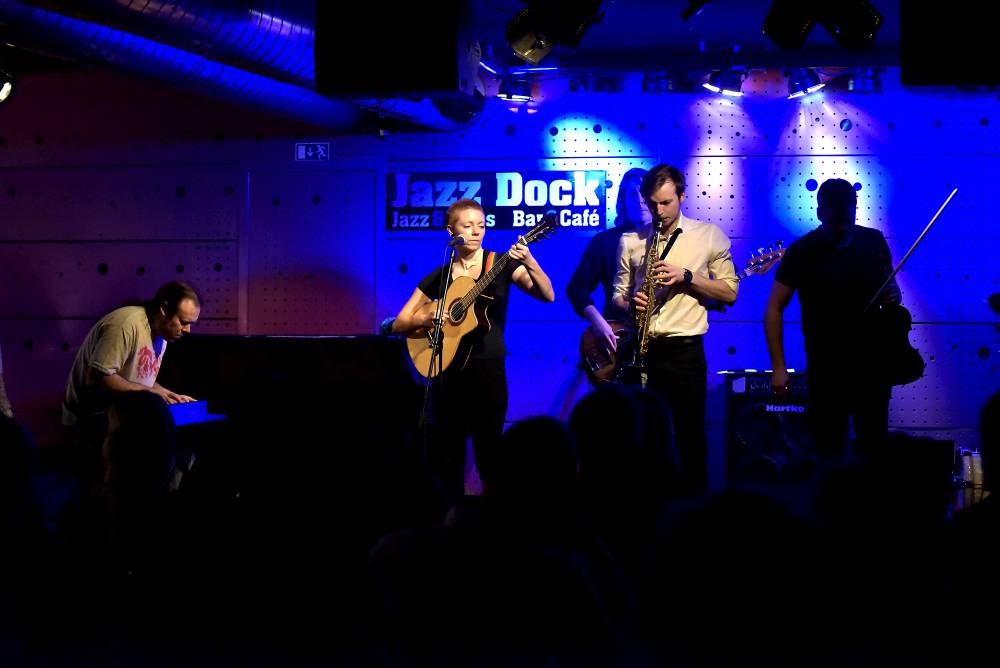 Páteční večer v Jazz Docku patřil skupině Yo Soy Indigo