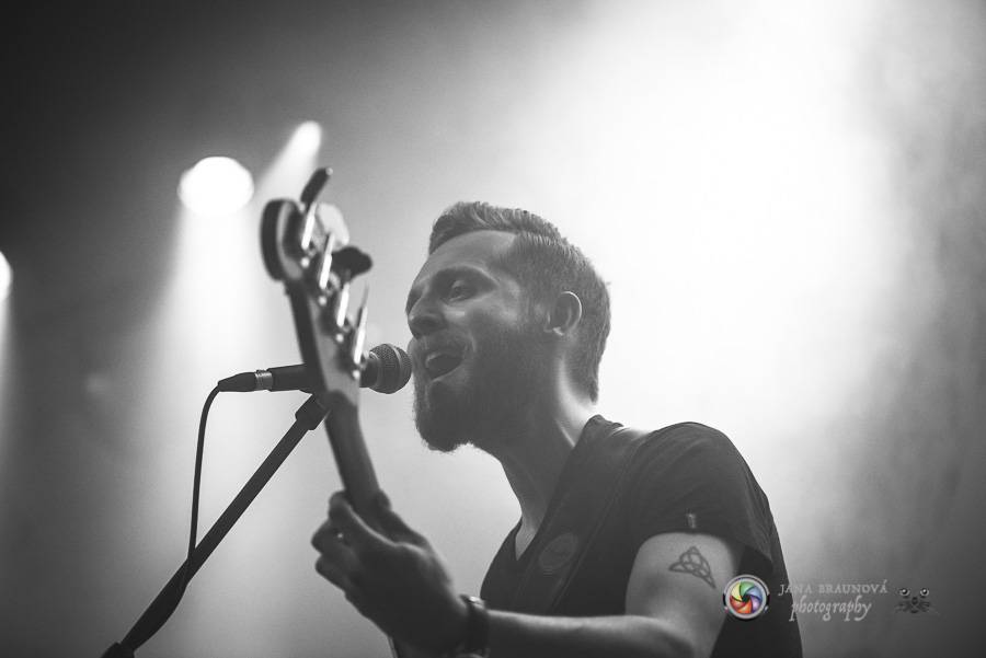 Thom Artway a teepee zavítali do plzeňského klubu Buena Vista