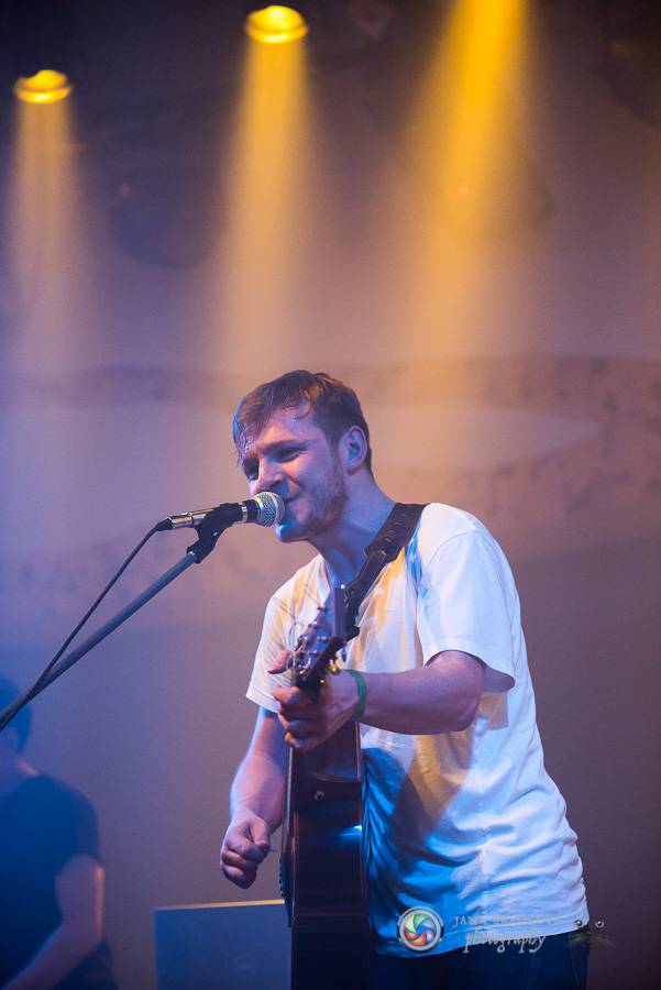 Thom Artway a teepee zavítali do plzeňského klubu Buena Vista