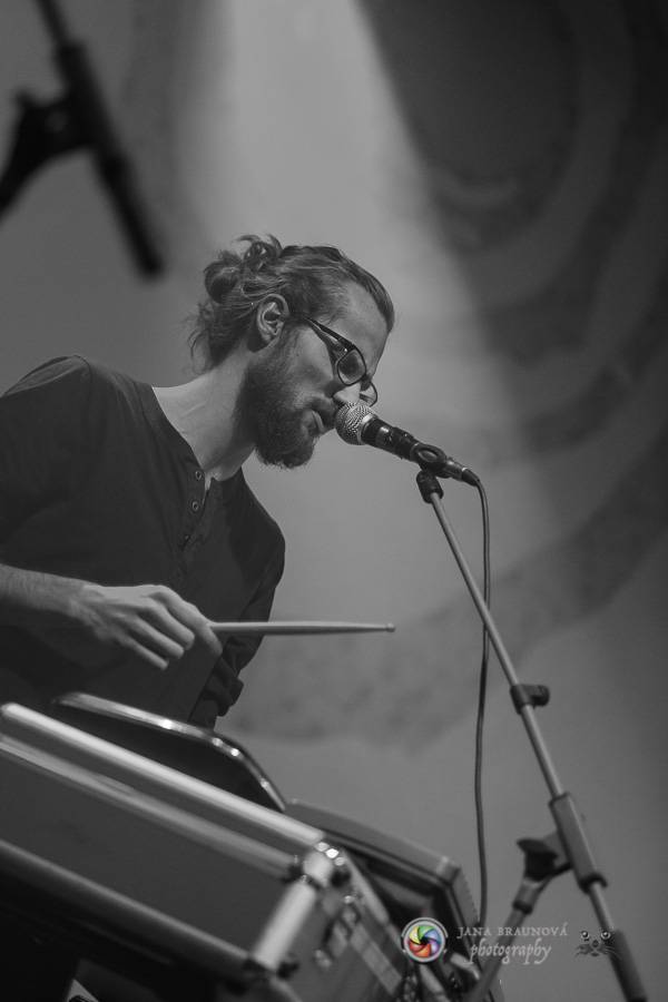 Thom Artway a teepee zavítali do plzeňského klubu Buena Vista