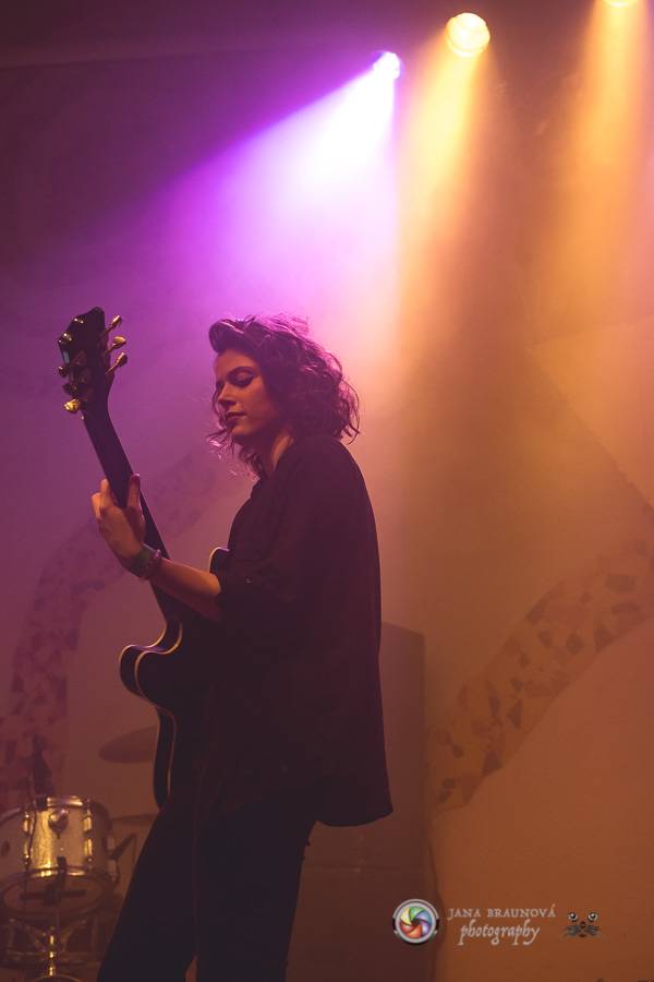 Thom Artway a teepee zavítali do plzeňského klubu Buena Vista