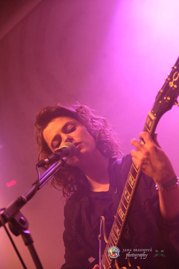 Thom Artway a teepee zavítali do plzeňského klubu Buena Vista