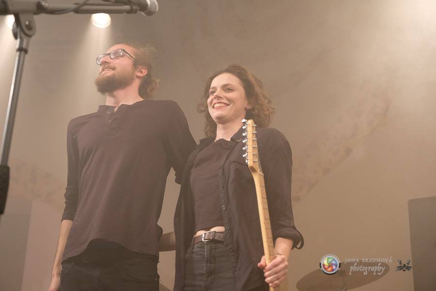 Thom Artway a teepee zavítali do plzeňského klubu Buena Vista