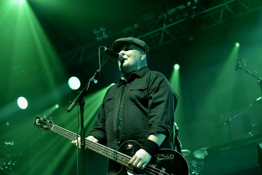 Punkeři Dropkick Murphys napumpovali vyprodanou Malou sportovní halu v Praze neuvěřitelnou energií