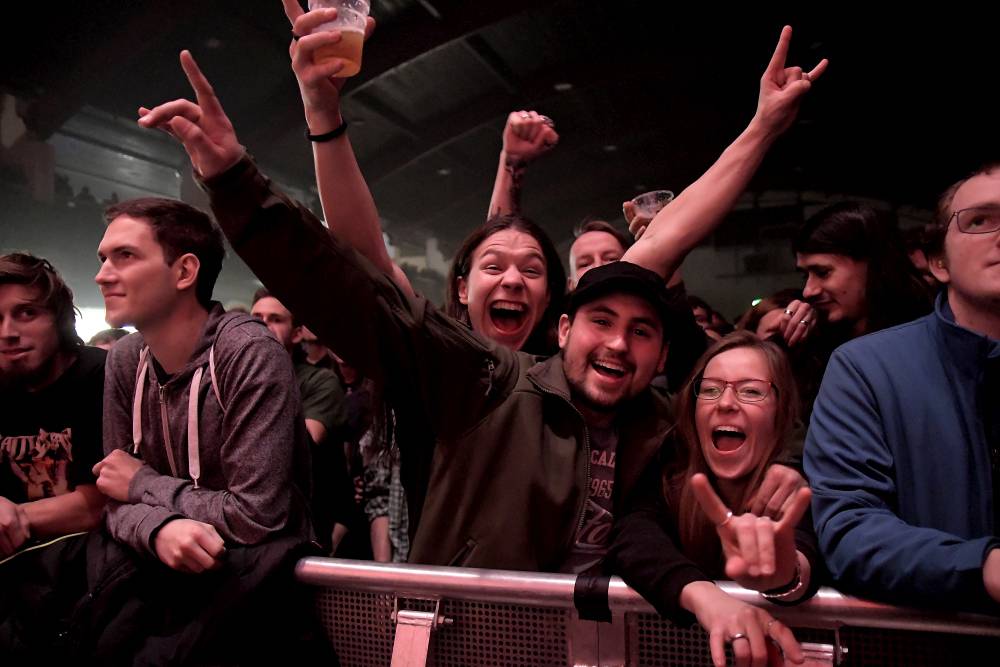 Punkeři Dropkick Murphys napumpovali vyprodanou Malou sportovní halu v Praze neuvěřitelnou energií