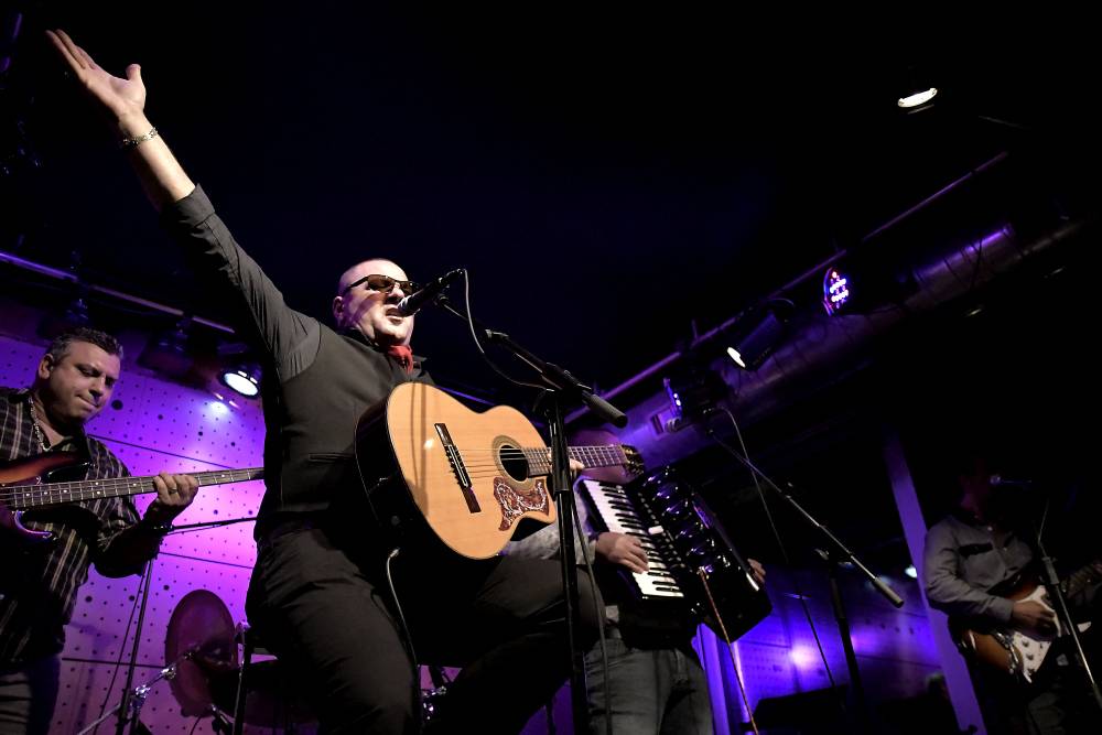 Terne Čhave rozjeli cikánský mejdan. V Jazz Docku předvedli svůj rom'n'roll