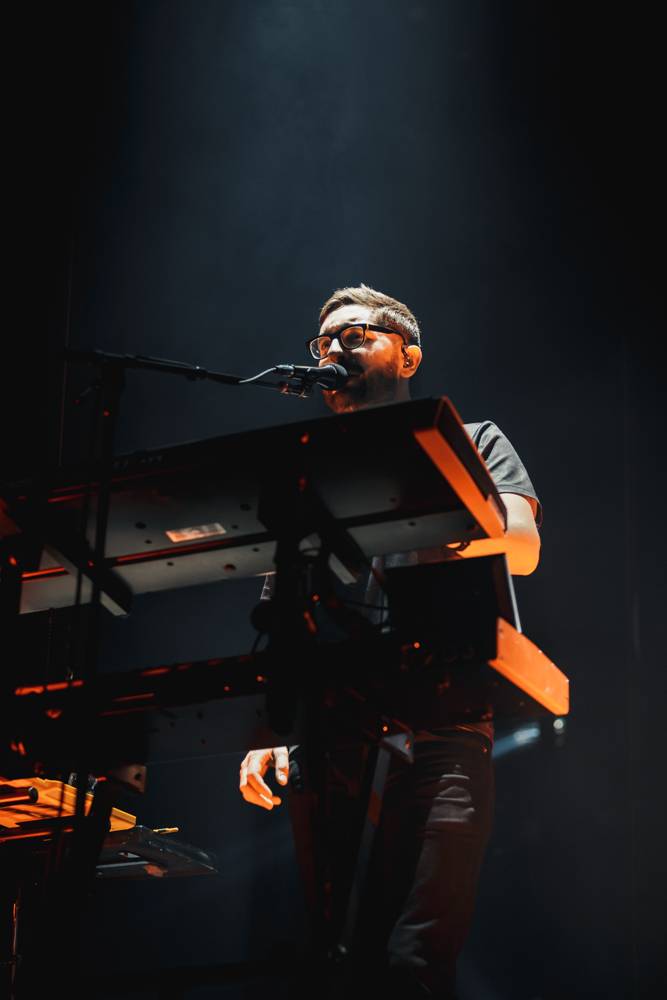 Alt-J přivezli do vyprodaného Fora Karlín novou desku Relaxer