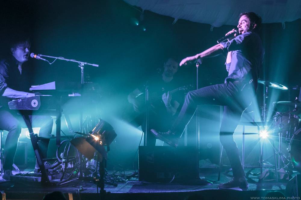 Tata Bojs oslavili dvacet let kina Aero originálním cyklokoncertem