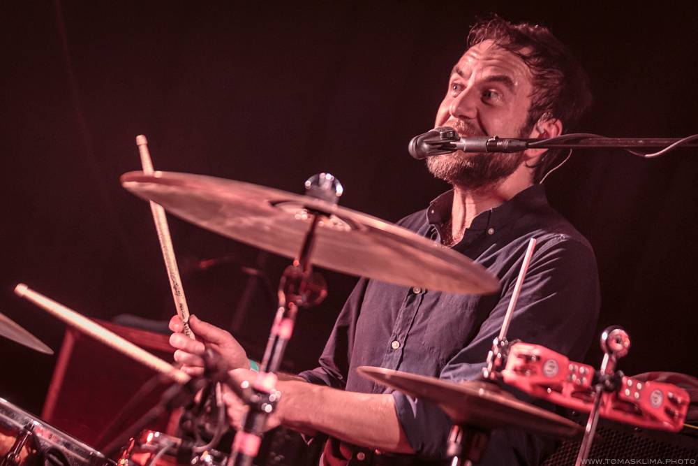 Tata Bojs oslavili dvacet let kina Aero originálním cyklokoncertem