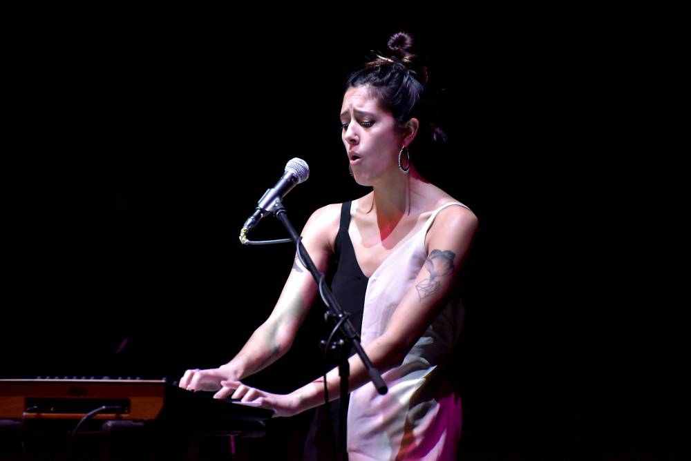 Iron & Wine dobyl Divadlo Hybernia hned napoprvé