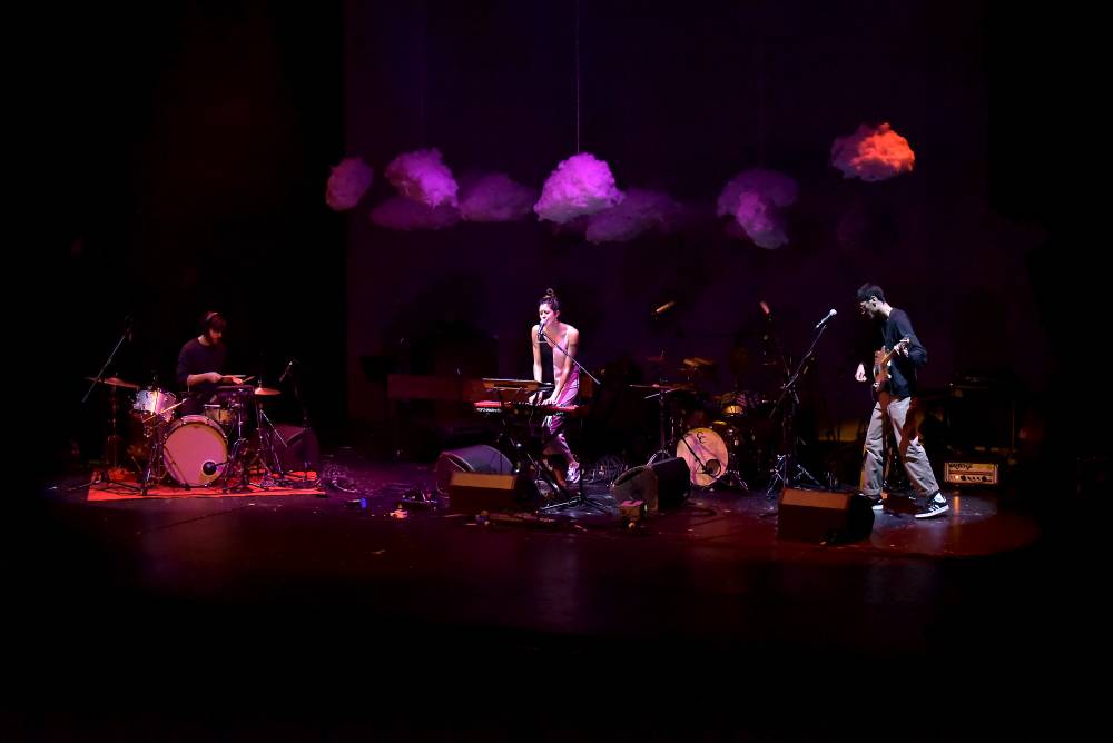 Iron & Wine dobyl Divadlo Hybernia hned napoprvé