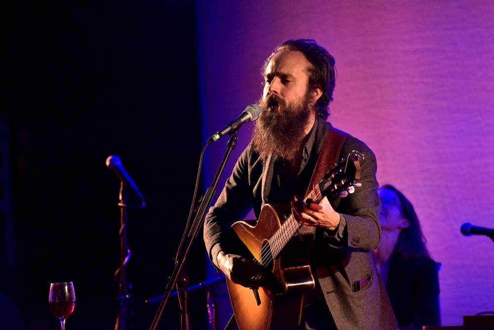 Iron & Wine dobyl Divadlo Hybernia hned napoprvé