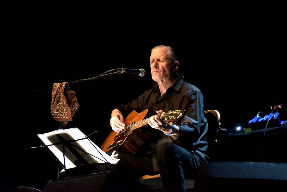 Michael Gira v Praze dokázal, že po konci Swans má i sólově co nabídnout