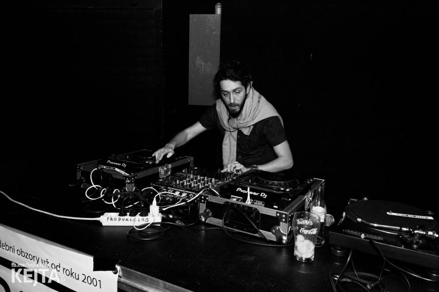 Polemic rozjeli v Lucerna Music Baru ValentýnSKA party 