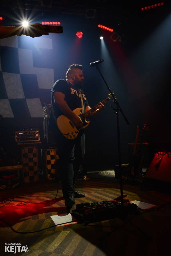 Polemic rozjeli v Lucerna Music Baru ValentýnSKA party 