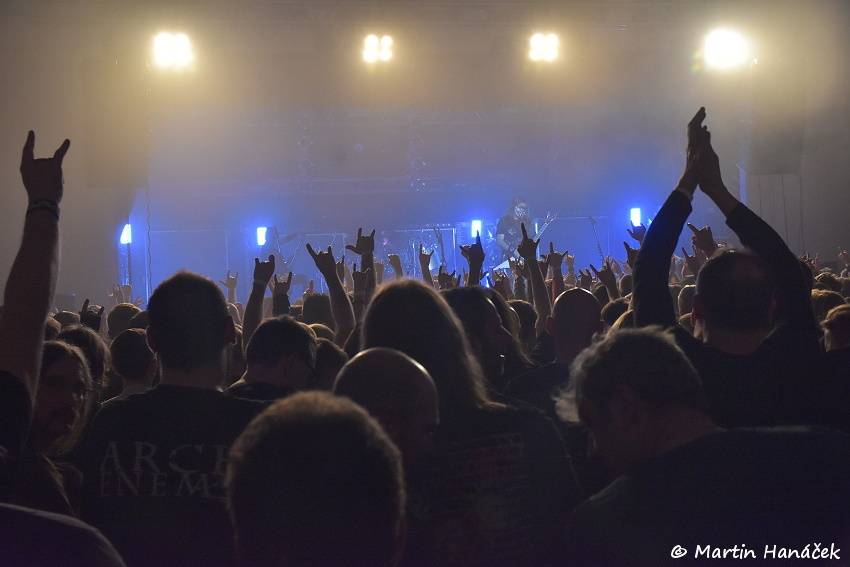 Dymytry slaví Patnáct let pod maskou, tleskala jim vyprodaná Šeříkovka v Plzni