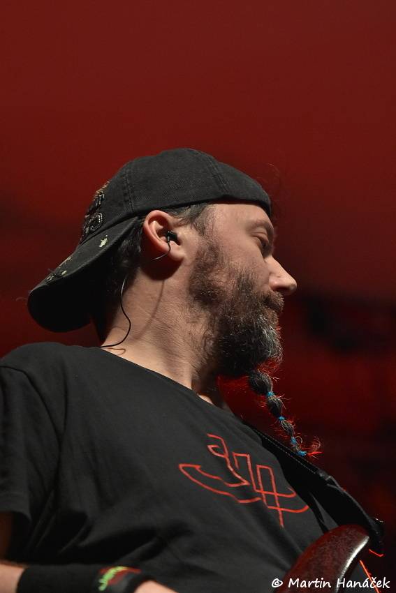 Dymytry slaví Patnáct let pod maskou, tleskala jim vyprodaná Šeříkovka v Plzni