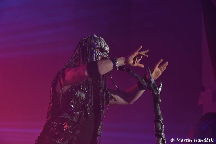 Dymytry slaví Patnáct let pod maskou, tleskala jim vyprodaná Šeříkovka v Plzni