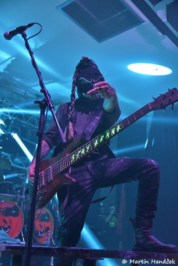 Dymytry slaví Patnáct let pod maskou, tleskala jim vyprodaná Šeříkovka v Plzni