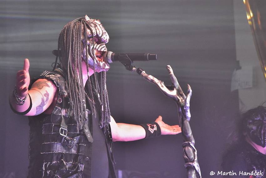 Dymytry slaví Patnáct let pod maskou, tleskala jim vyprodaná Šeříkovka v Plzni