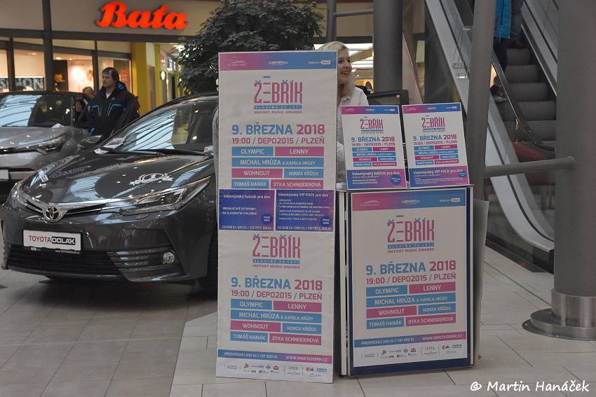 Valentýnská party Žebříku v Plzni: Fanoušky potěšili Anna K., Pokáč i Honza Křížek