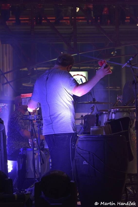 Valentýnská party Žebříku v Plzni: Fanoušky potěšili Anna K., Pokáč i Honza Křížek