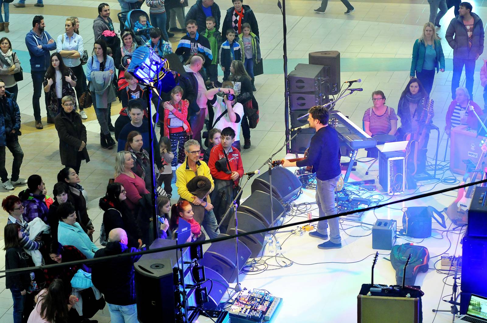 Anna K., Pokáč a Honza Křížek bavili návštěvníky Valentýnské party Žebříku