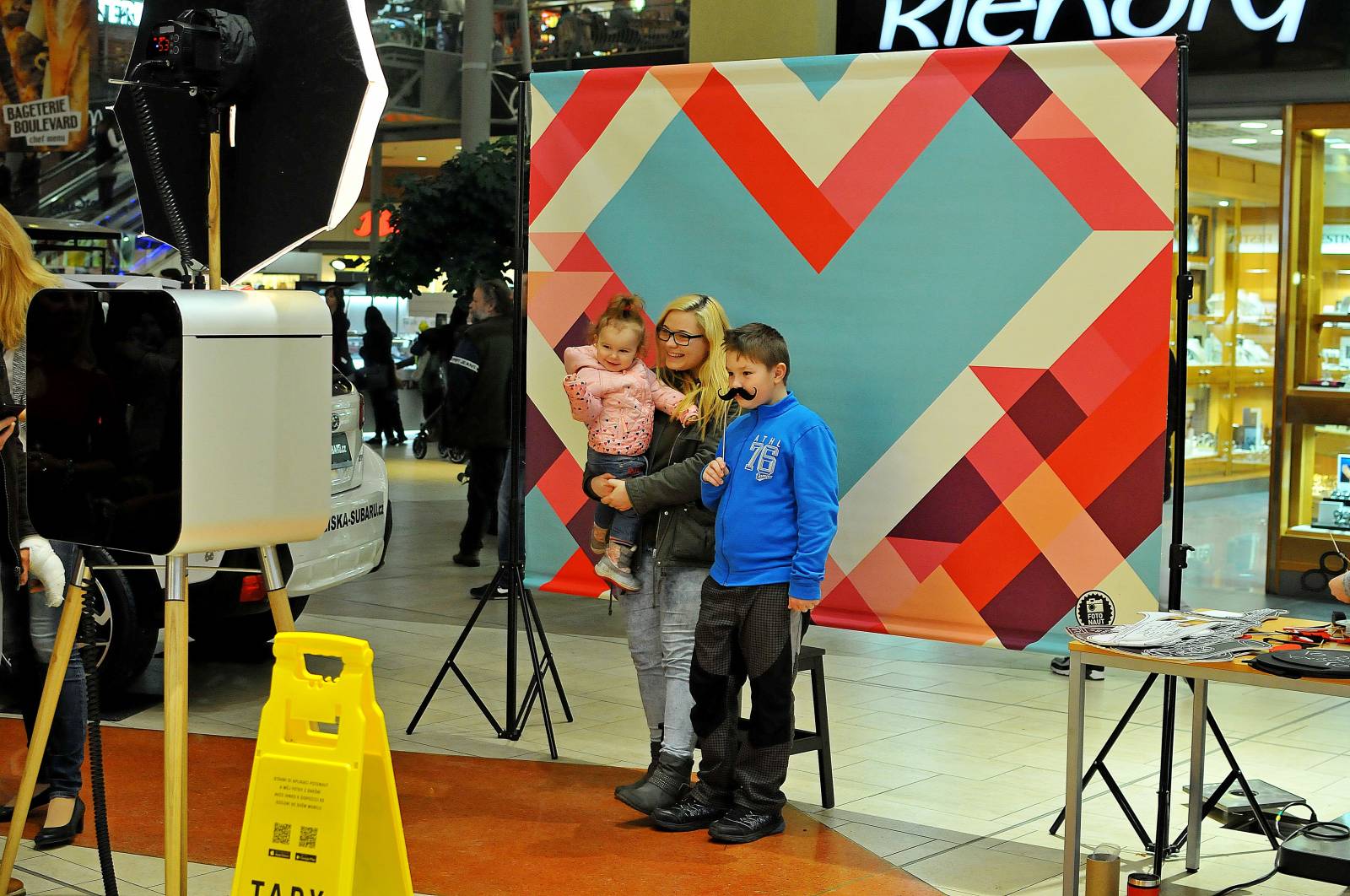 Anna K., Pokáč a Honza Křížek bavili návštěvníky Valentýnské party Žebříku