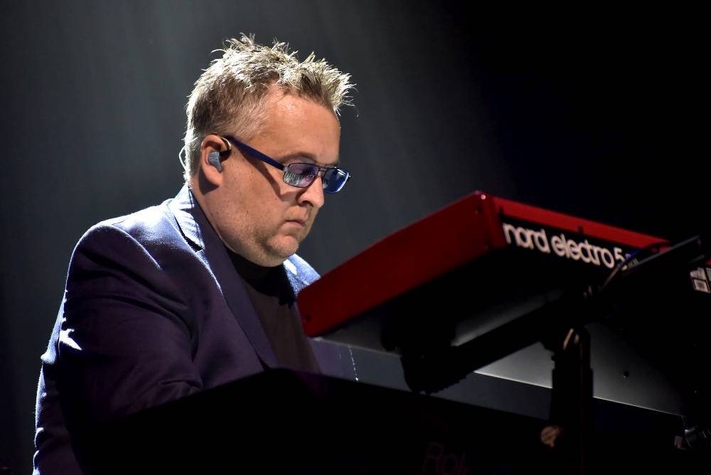 The Dire Straits Experience zahráli v pražské Lucerně všechny legendární hity původních Dire Straits