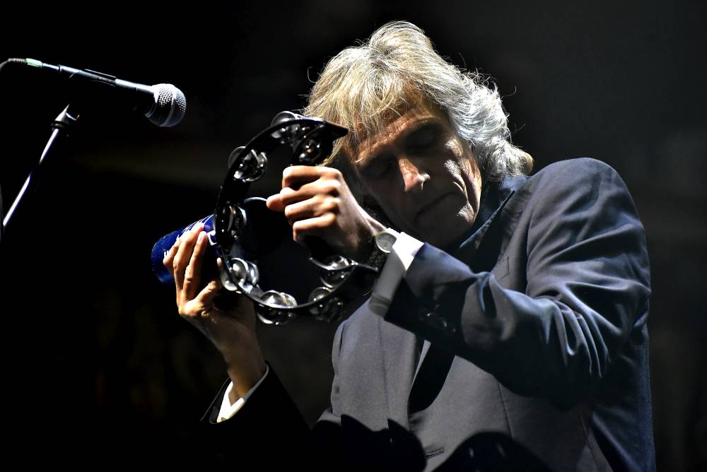 The Dire Straits Experience zahráli v pražské Lucerně všechny legendární hity původních Dire Straits