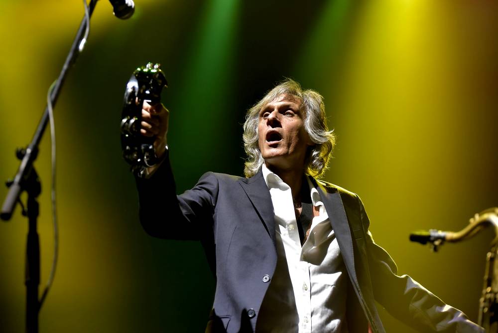 The Dire Straits Experience zahráli v pražské Lucerně všechny legendární hity původních Dire Straits