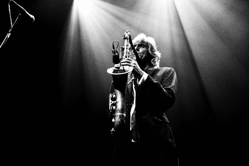 The Dire Straits Experience zahráli v pražské Lucerně všechny legendární hity původních Dire Straits